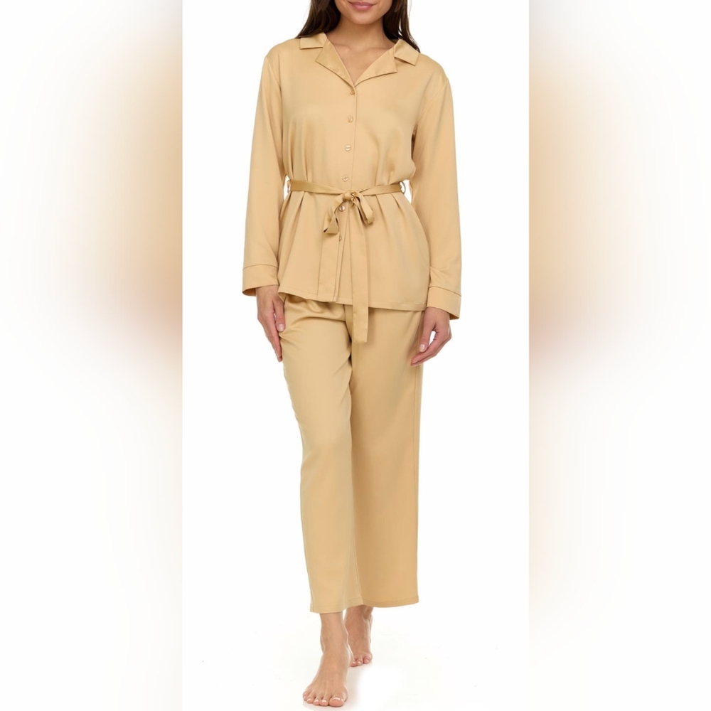 Pajamas - Picture 3 of 4
